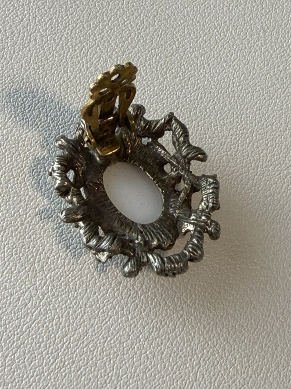 VINTAGE MCM cameo clip earring set estate jewelry painted porcelain‎ Vargas 50s - Picture 11 of 16